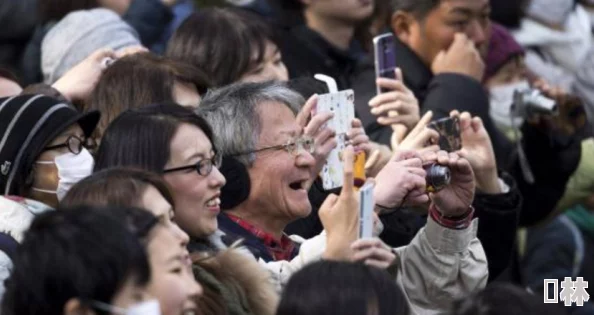 日本人人人操人人乐：热潮席卷全国，年轻人纷纷参与，社交平台上引发热烈讨论与分享！